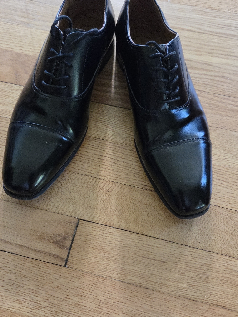 Florsheim Black Leather Cap-Toe Derby Shoes